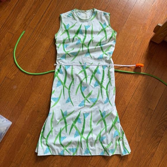 The Vested Gentress Dress Vintage - Picture 7 of 16